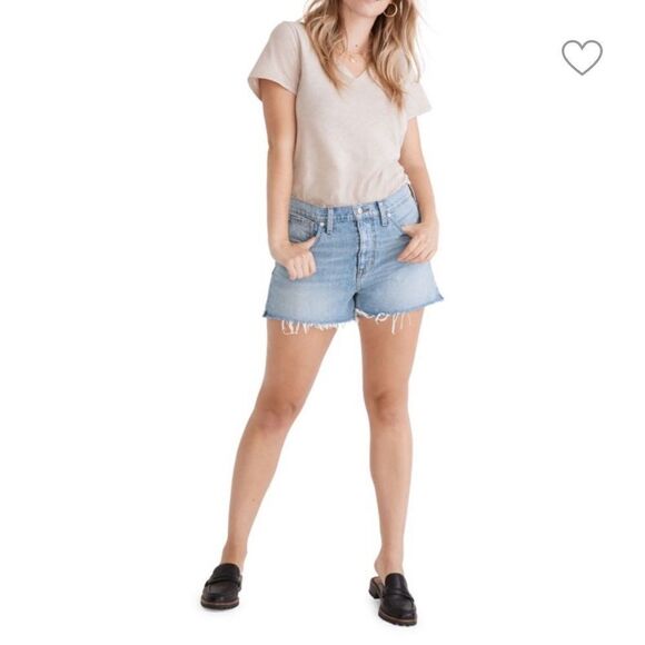 Madewell 3” Relaxed Denim Shorts Light Wash, Raw hem, high rise 100% cotton NWT - Picture 3 of 6